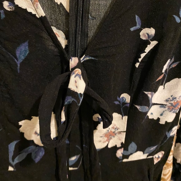 Kendall and Kylie, small, black floral romper - Picture 2 of 6